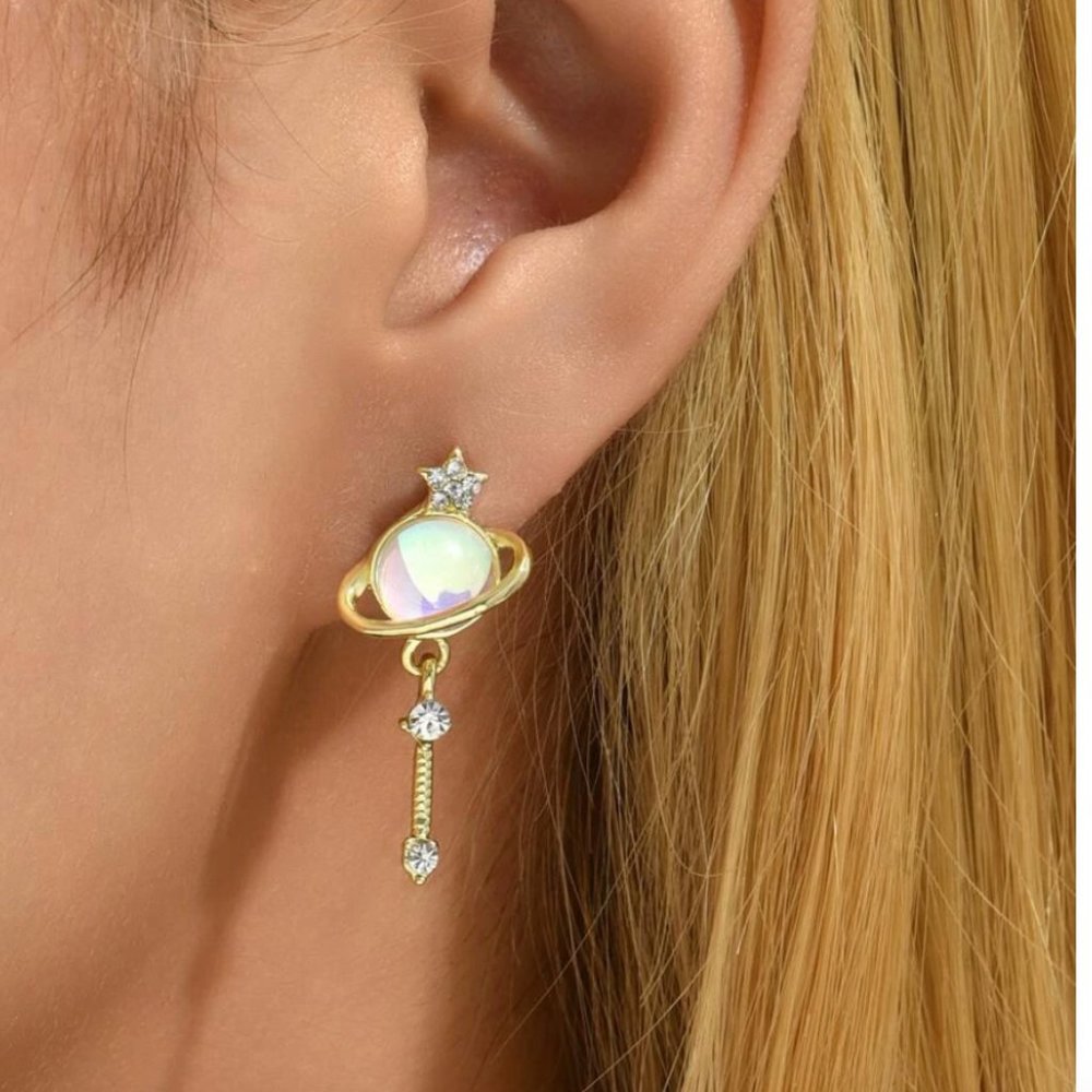 ⭐️❤️ FREE Planet Moon Sky Hipster Hippie Boho Peasant Art Chic Modern Earrings - Picture 4 of 8